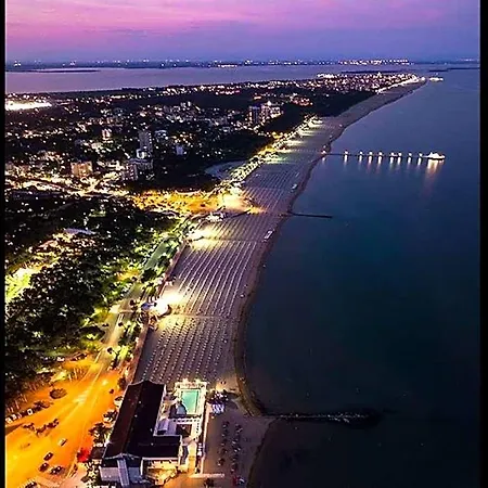 Tranquil For 3 Guests By Beahostrentals Отель 3*